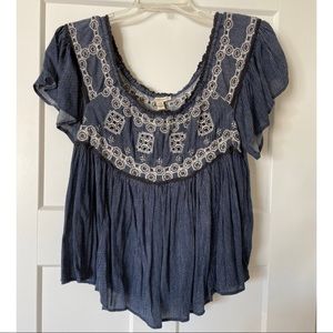 American Eagle Shirt (Off the shoulder or on shoulder)